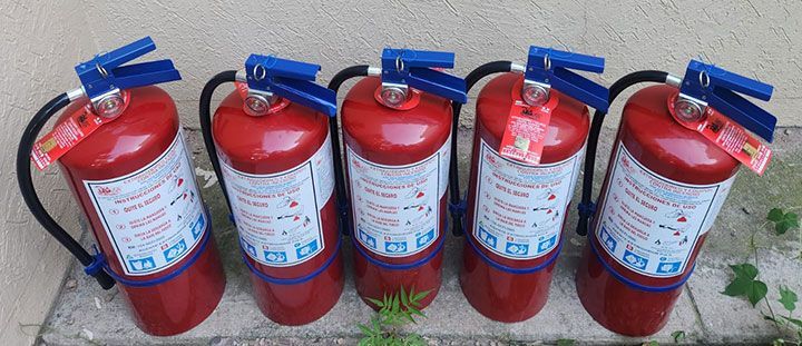 EXTINGUIDORES Y EQUIPOS CONTRA INCENDIOS BARRAGAN