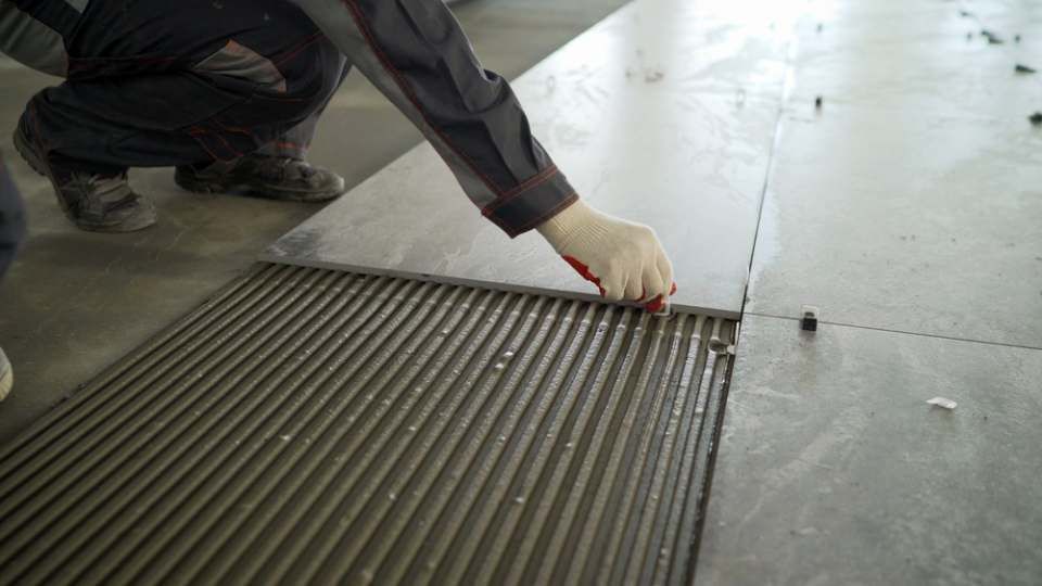 installation of porcelain tiles