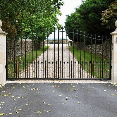 Elegant Gate — Bacchus Marsh, VIC — Metro Fencing & Gates P/L Elegant Gate — Bacchus Marsh, VIC — Metro Fencing & Gates P/L