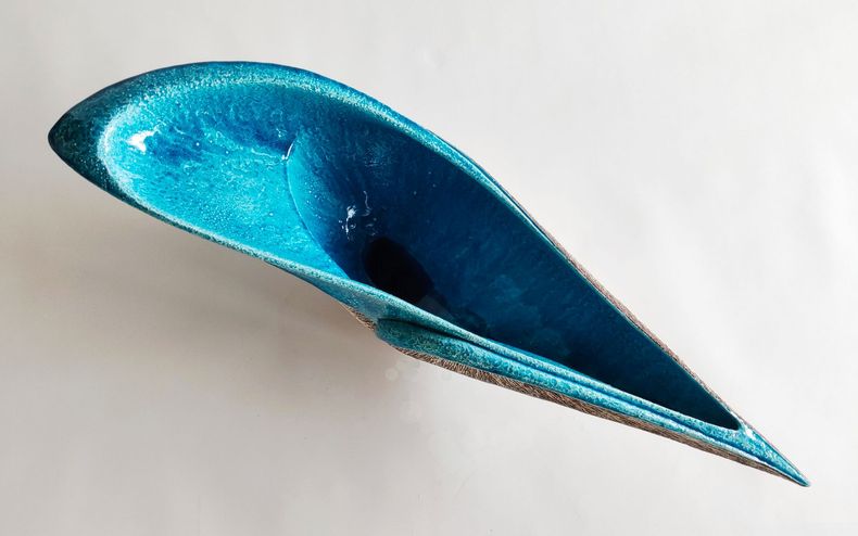 Ceramic sculpture by Japanese artist Shinya Tanoue