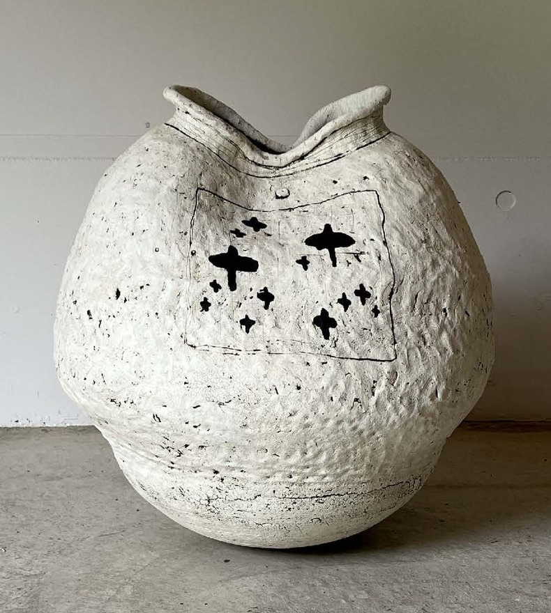 Ceramic sculpture by Japanese artist Kansai Noguchi
