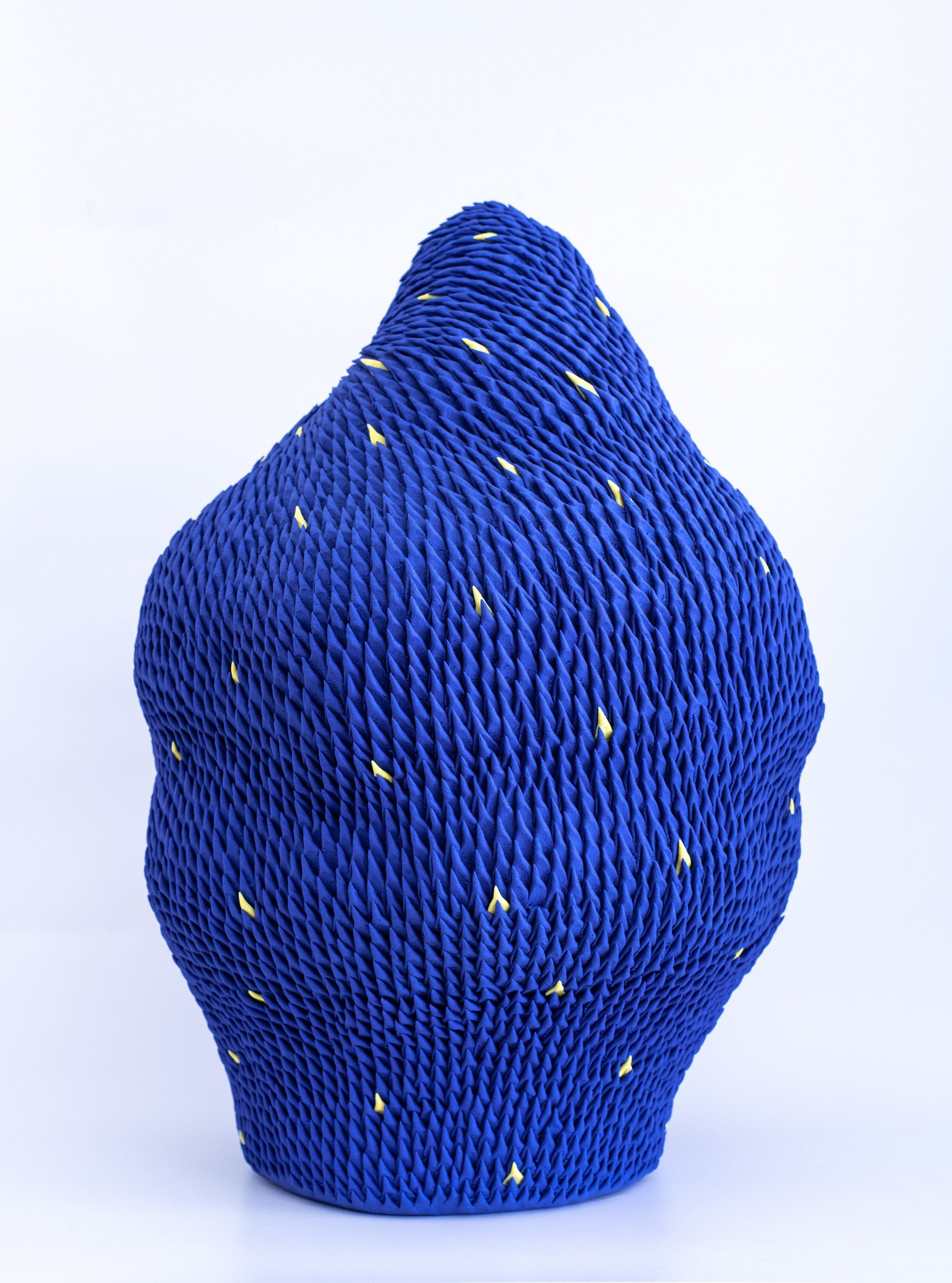 Abstract sculpture in ceramic by Japanese artist Sayuri Ikake.