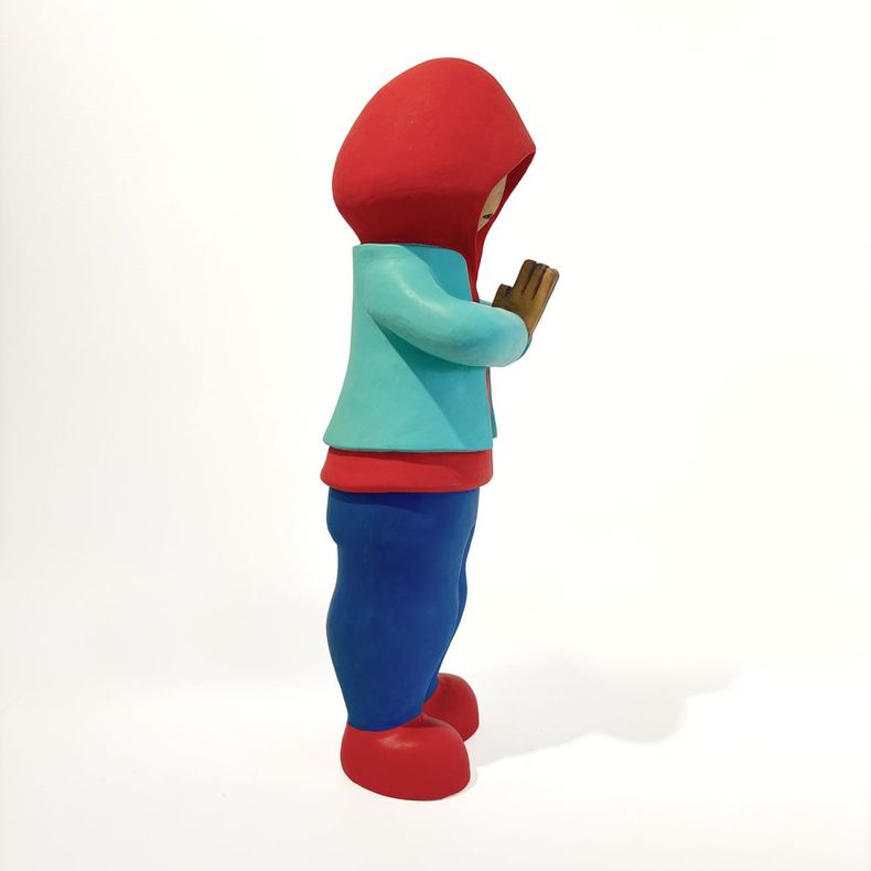 Ceramic sculpture by Japanese artist Natsuki Shibata
