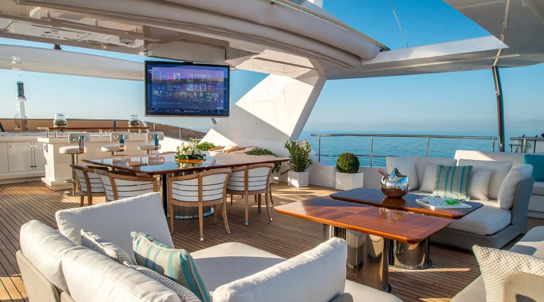 luxury motor yacht charter mediterranean