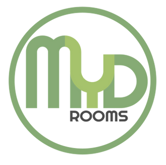 Un logotipo verde y blanco para myd rooms