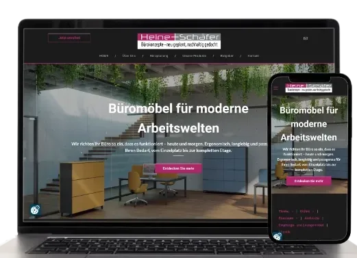 Laptop und Smartphone zeigen eine deutsche Büromöbel-Website mit einem Hero-Banner für einen modernen Arbeitsplatz.