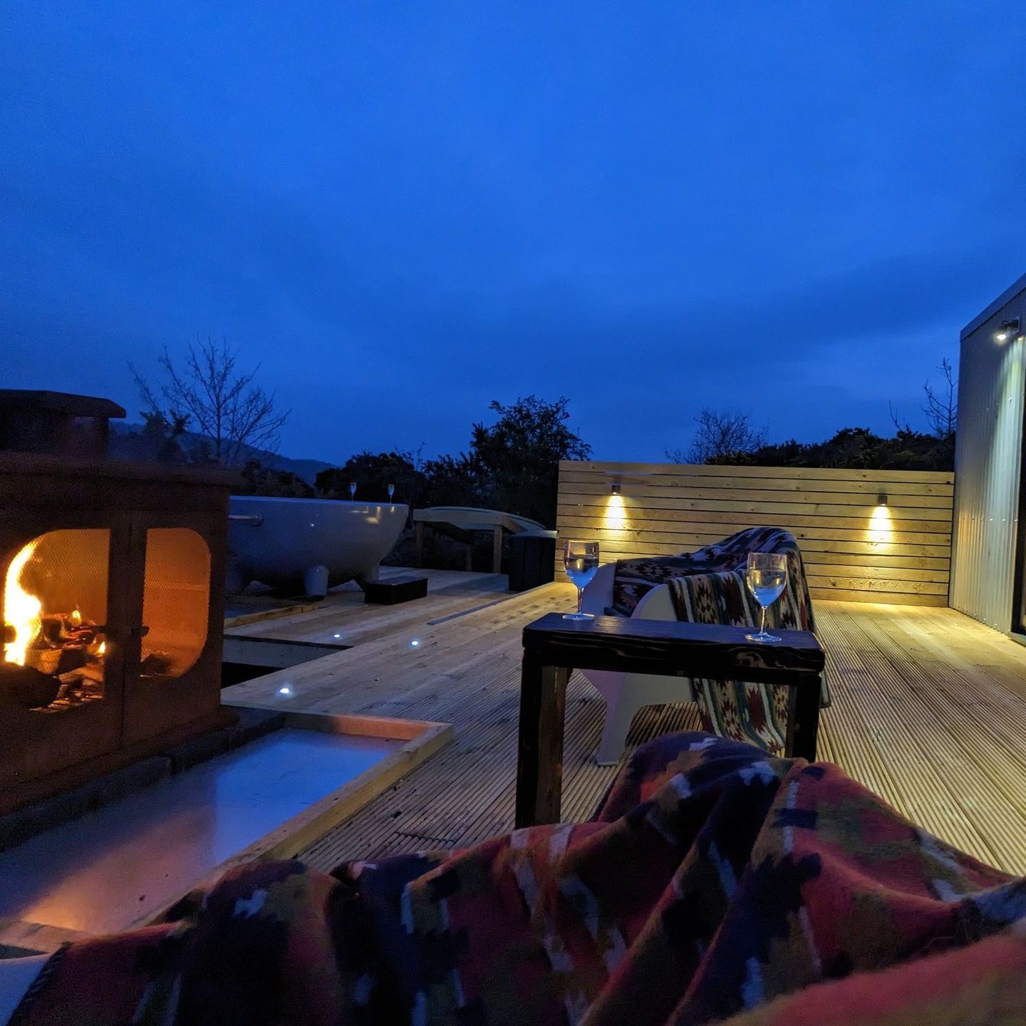 Contained Bliss Holiday Accommodation Gorsebank Glamping hikki hot tub scotland