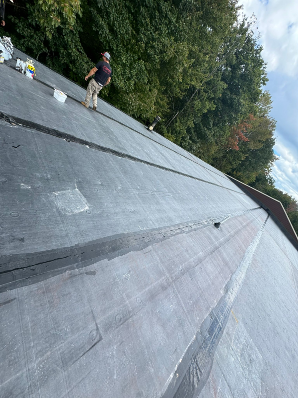 EPDM rubber roofing installation in Maine