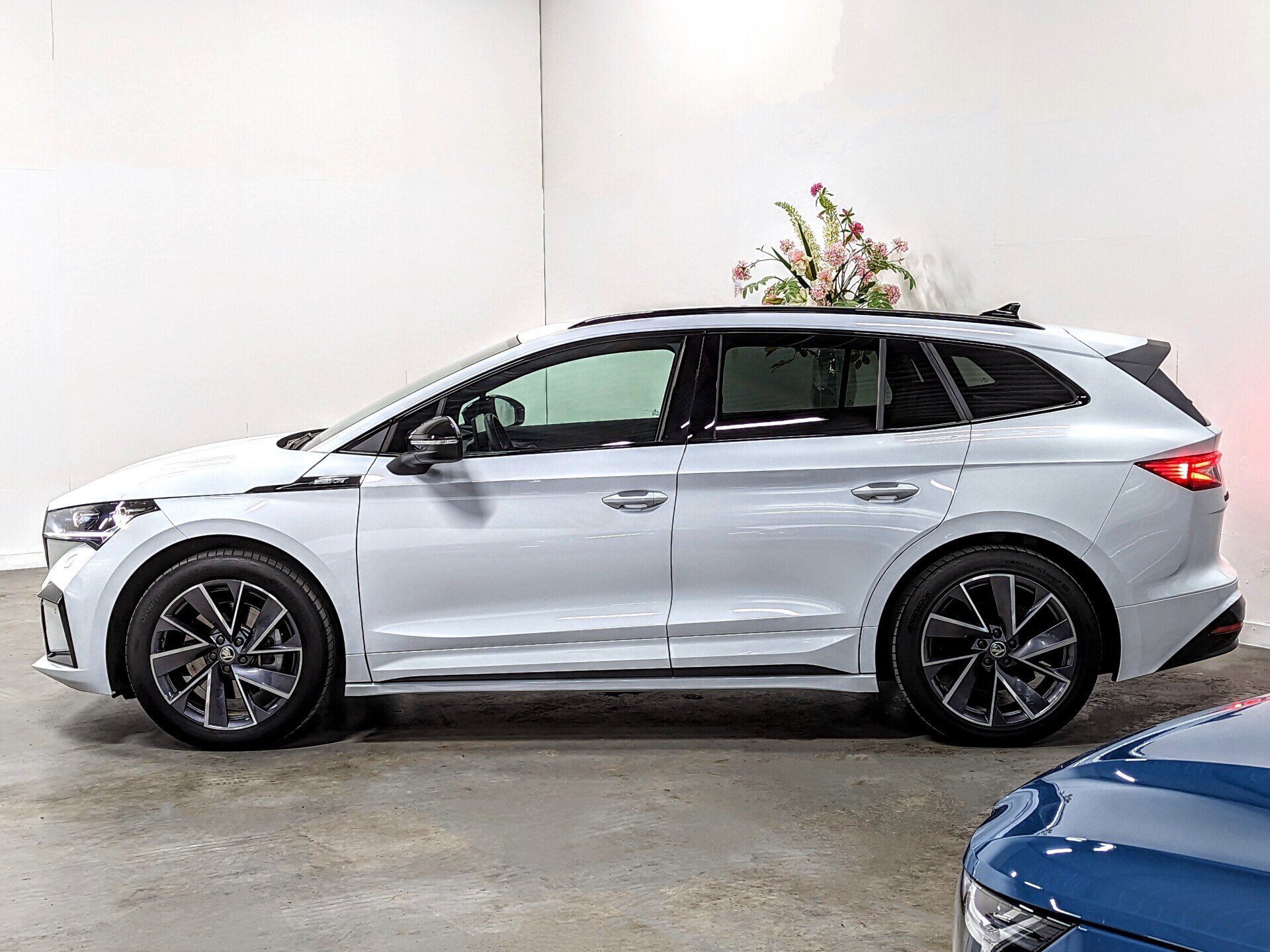 Skoda Enyaq Iv 80 Sportline Weiß