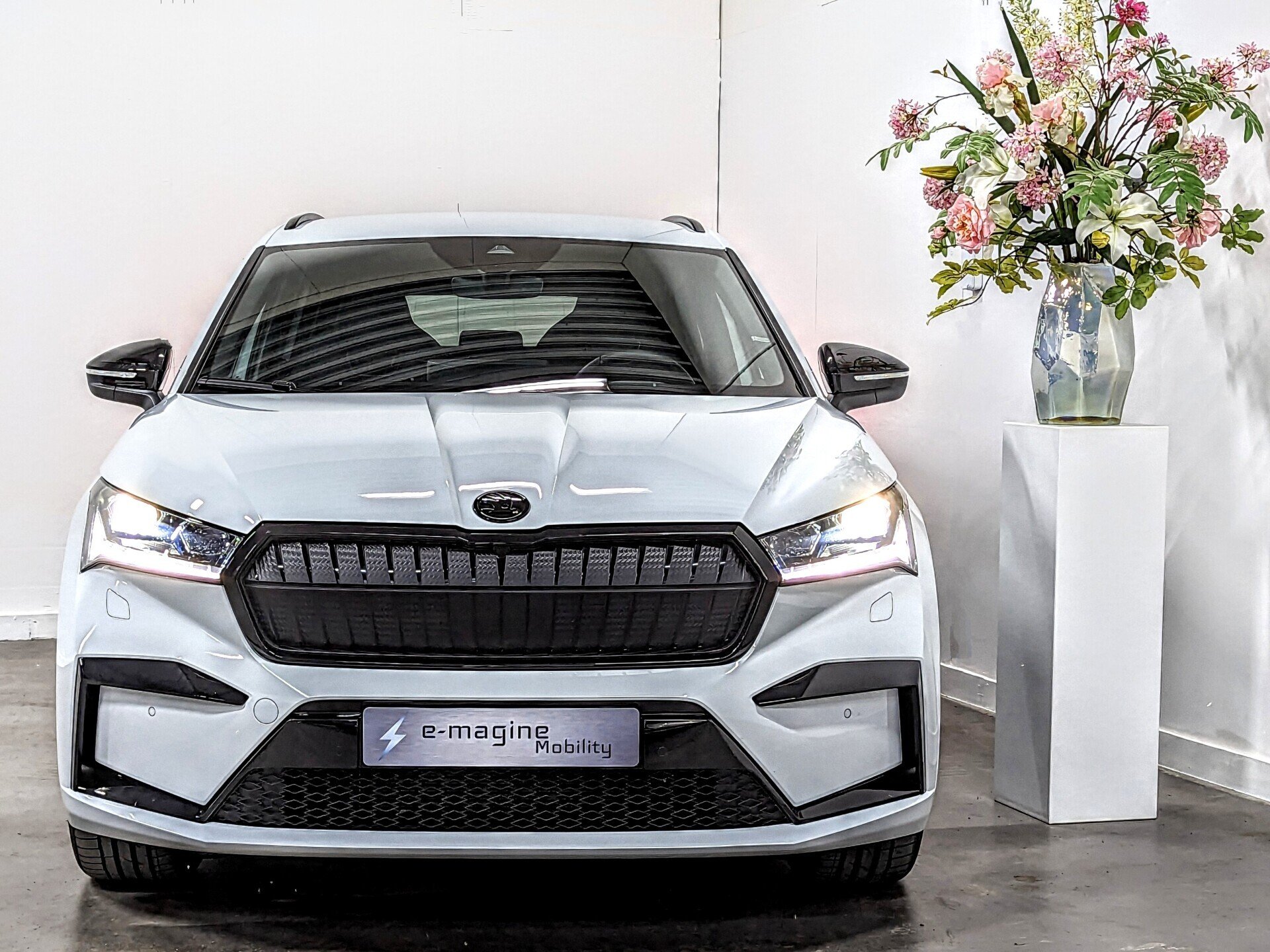 Skoda Enyaq Iv 80 Sportline Weiß Skoda Enyaq 80 Sportline