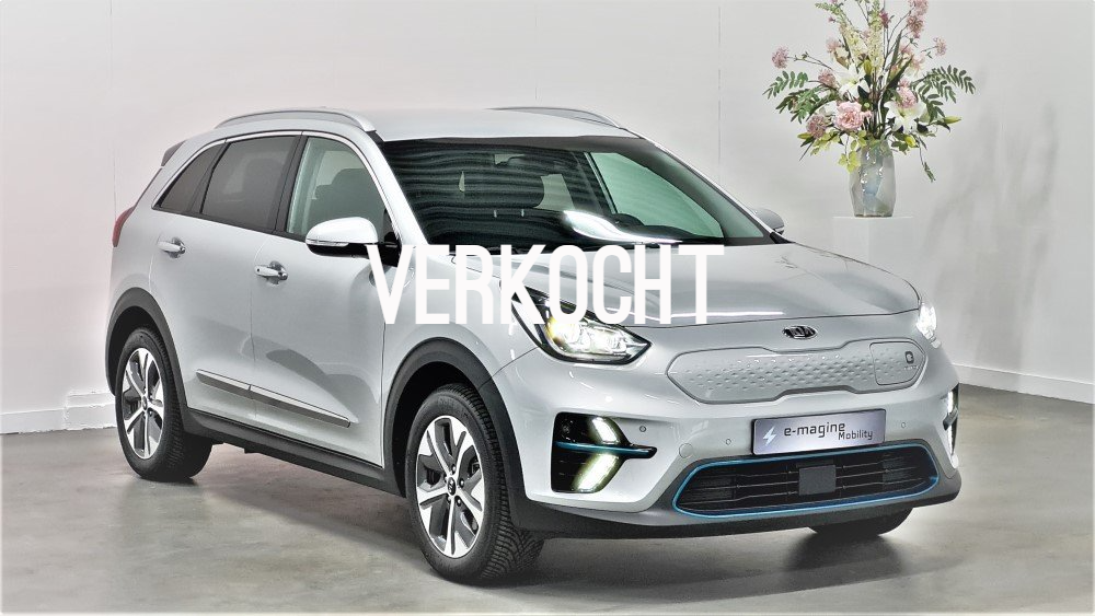 Kia e-Niro 64 kWh Silky SIlver e-magine Mobility