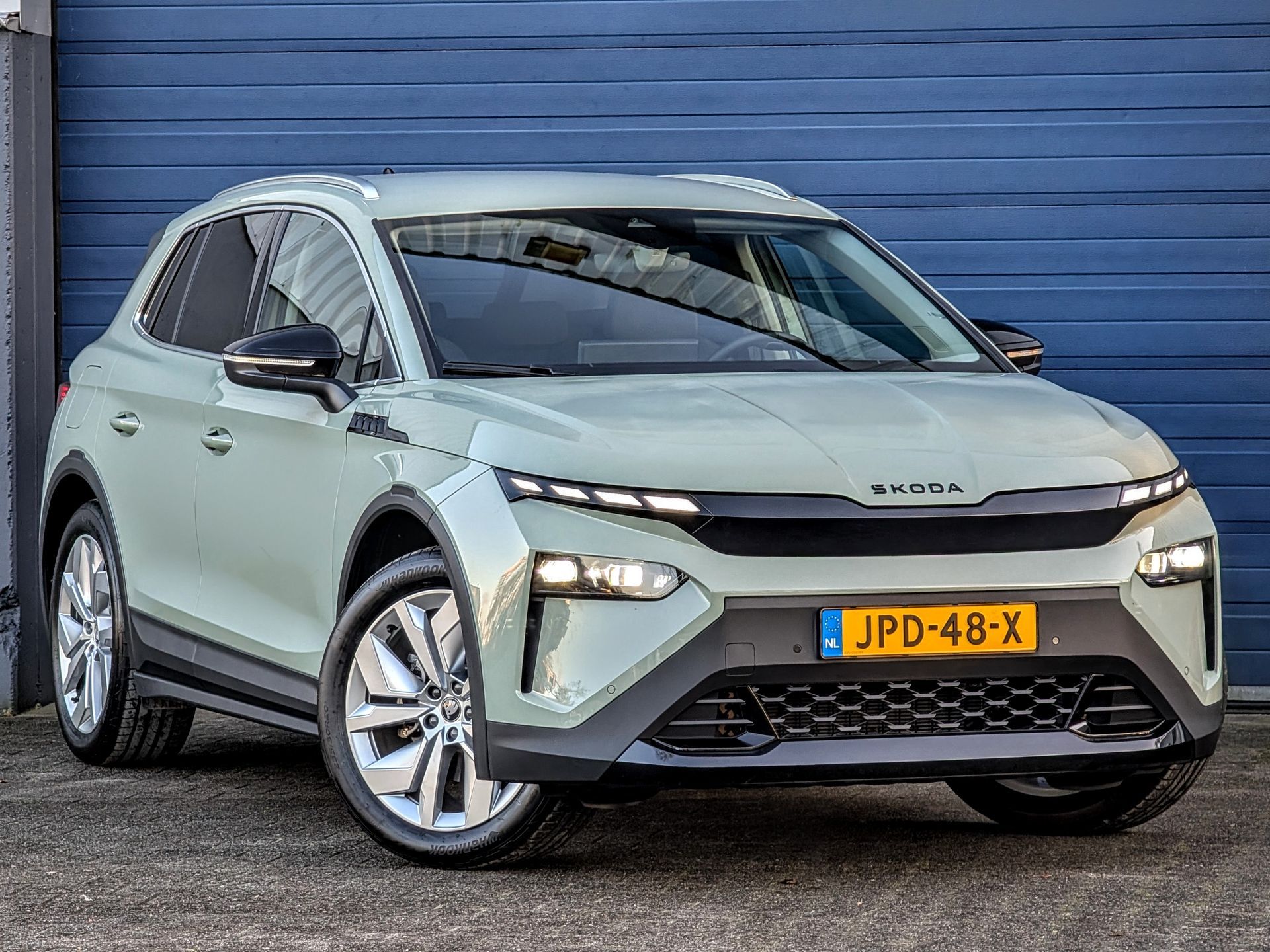 Skoda Elroq 60 Business Plus Graphite Grey