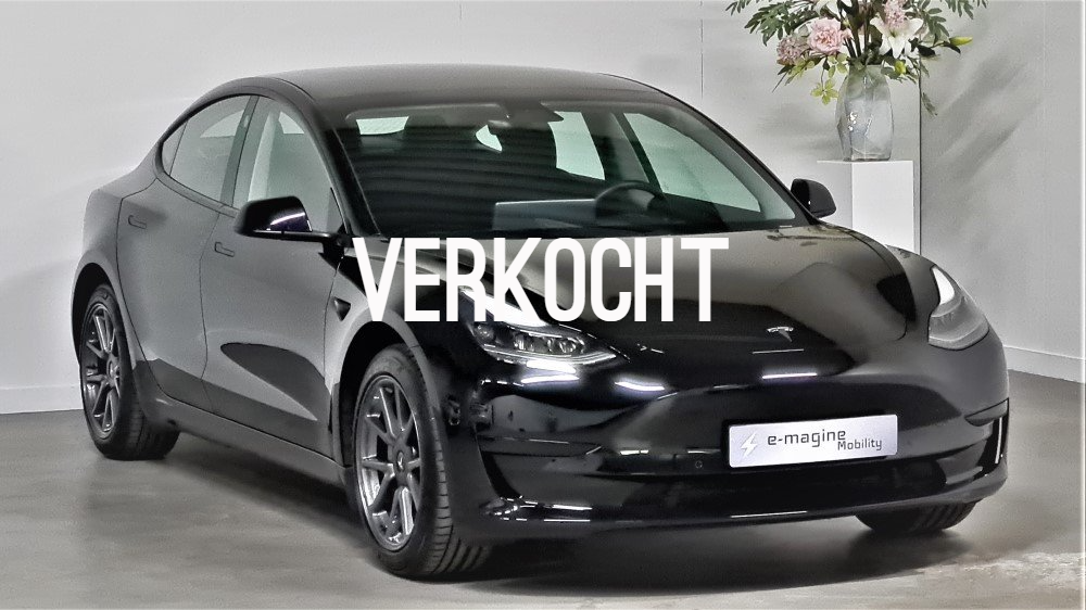 Tesla Model 3 Solid Black