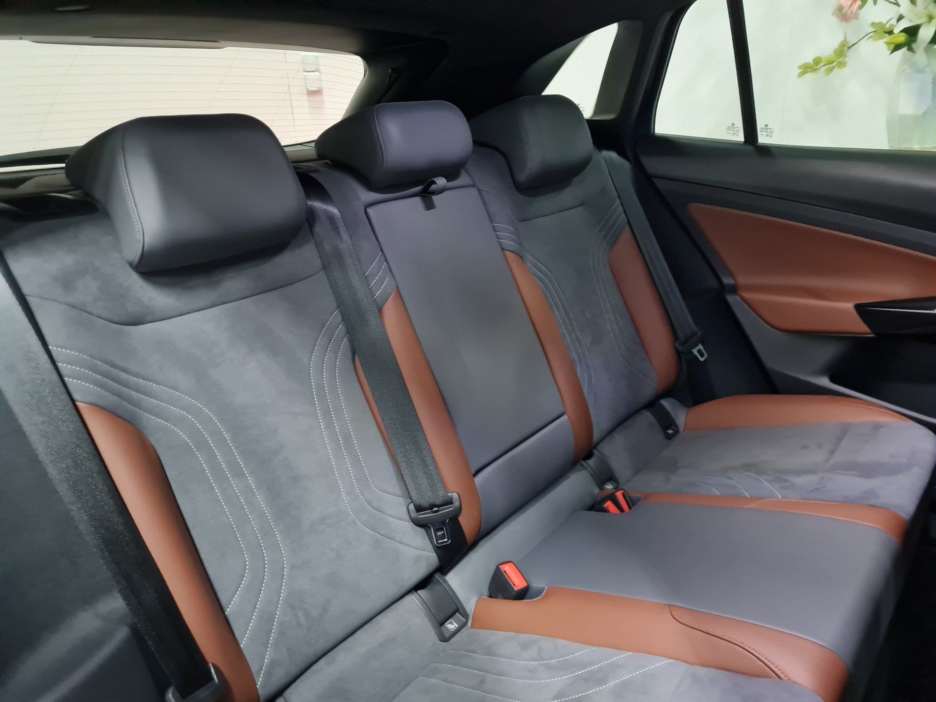 Volkswagen ID.4 First