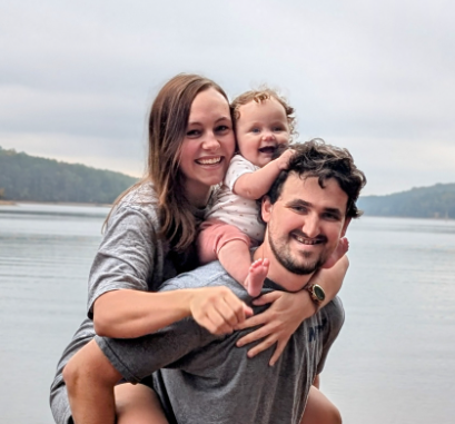 Taylor Mecsko  and family