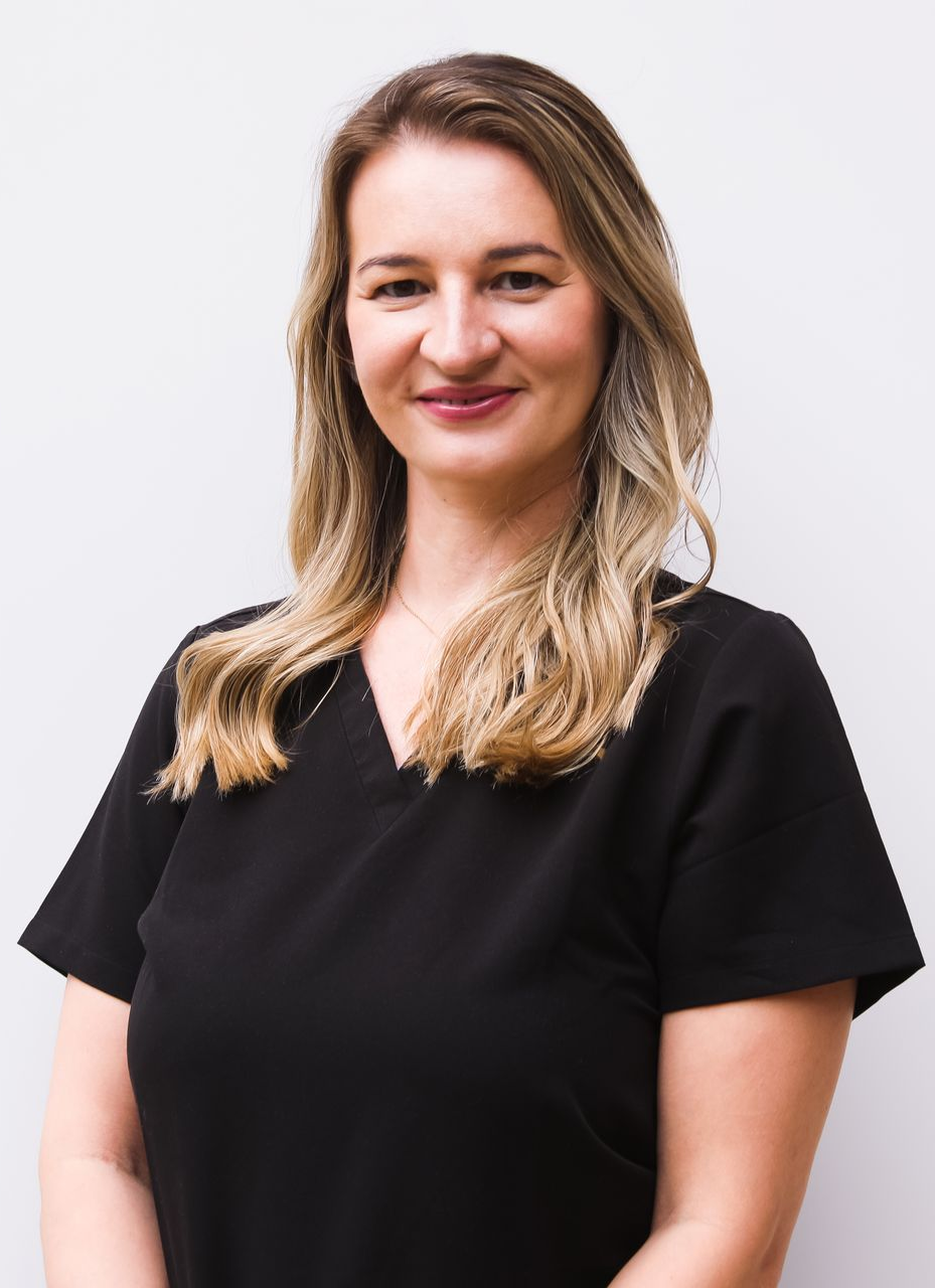 Cosmetic, Restorative, Emergency Same Day Dentist | Salem MA Sarah Crow | Top dentists in Salem MA | Root Canals, TMJ, Clear Aligners, Whitening