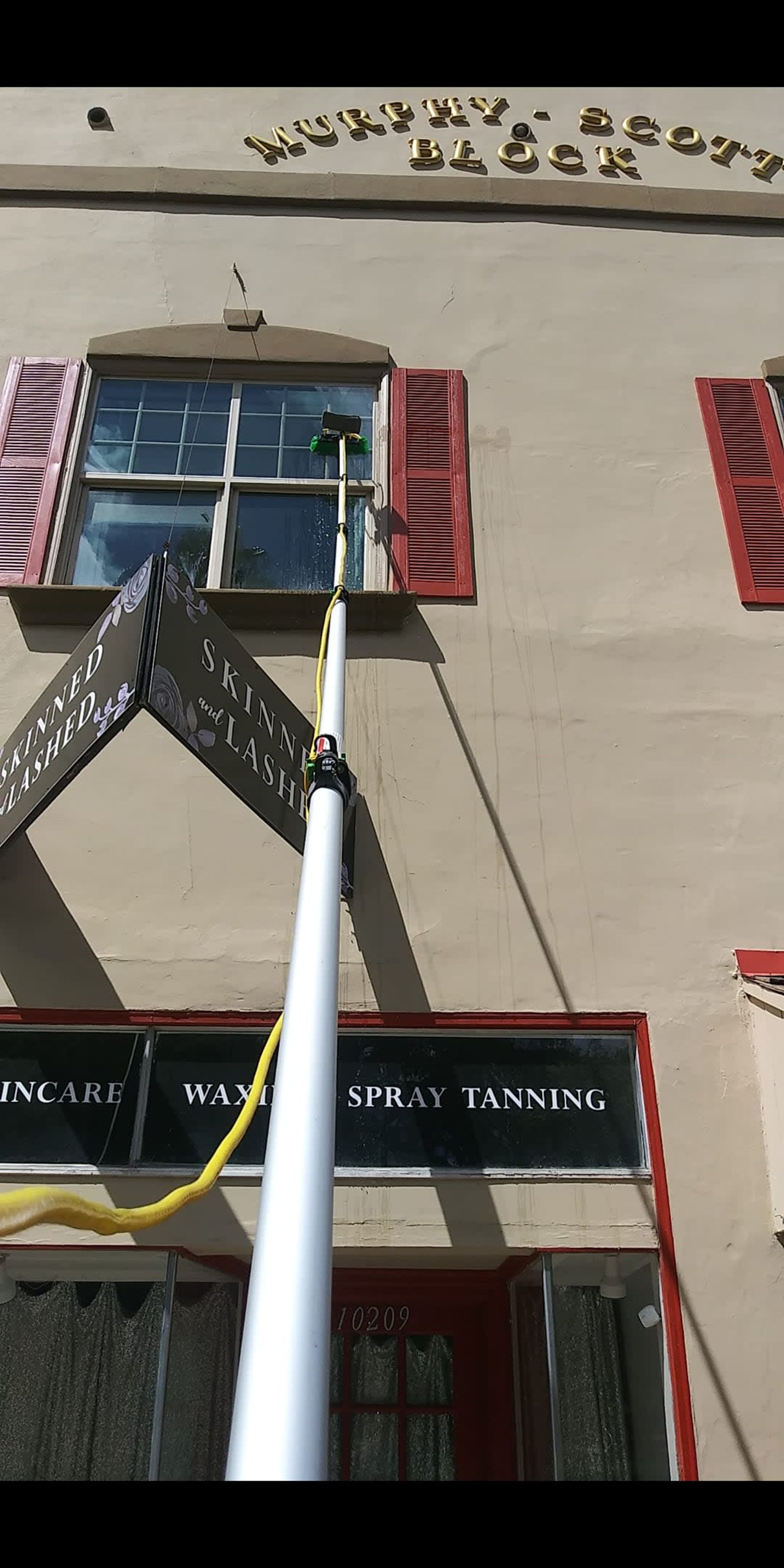 Gallery | Smith Window Washing and Gutter Cleaning
