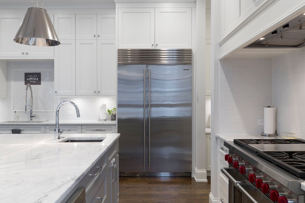 AIM-Real-Estate-Management-Inc-refrigerator-energy-efficient