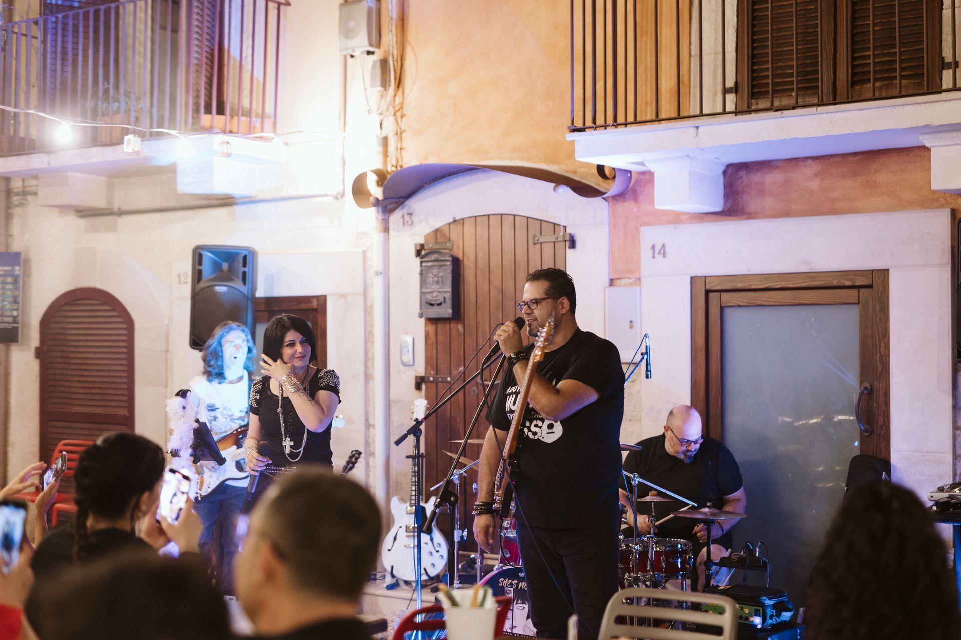 MERCOLEdì 17 luglio 2024 - she's not me - madonna & lady gaga tribute band
