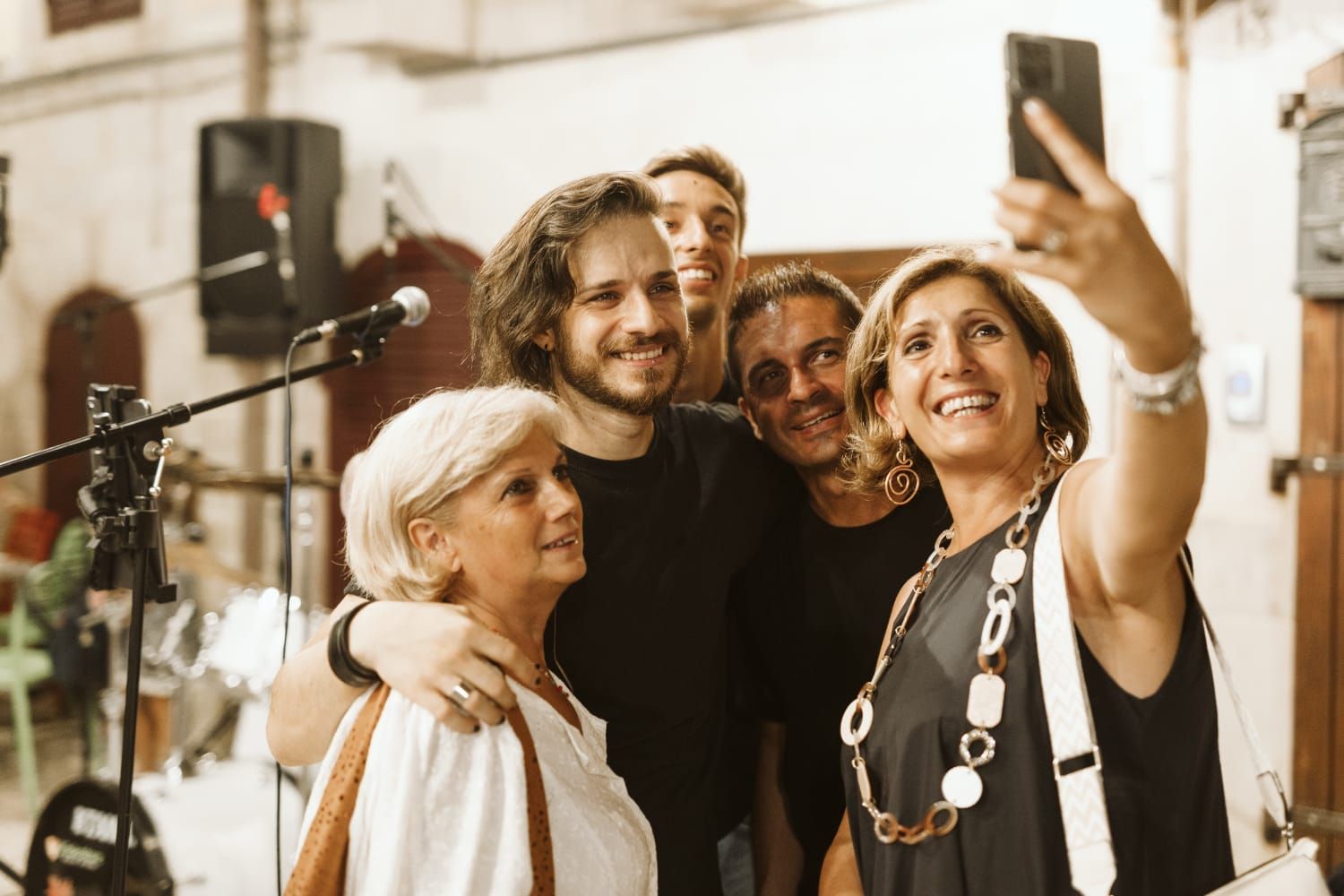 MERCOLEdì 21 AGOSTO 2024 - RECORDPLAY - COLDPLAY Tribute Band