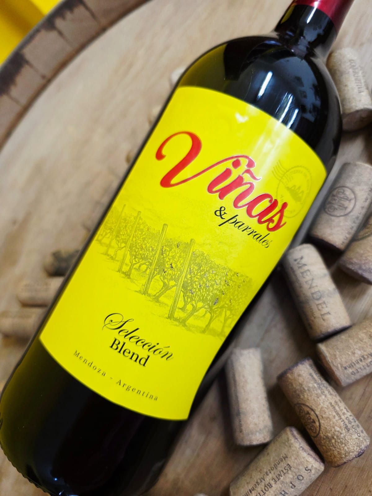 Una botella de vino