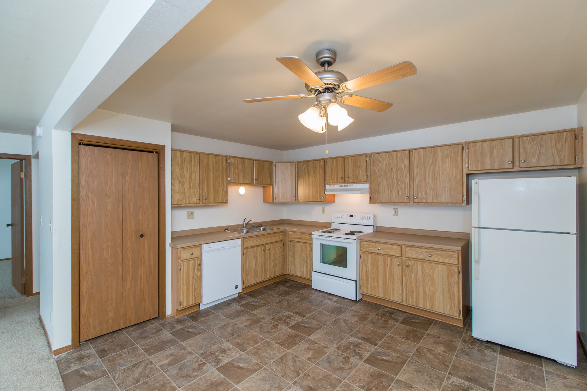 Woodfield Circle Diamond Property Management