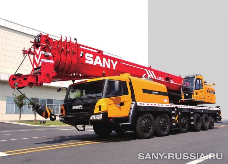 Guindaste do Gigantão de capacidade de 100 toneladas de içamento e remoção.