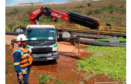 Guindaste do Gigantão de capacidade de grandes toneladas de içamento e remoção.