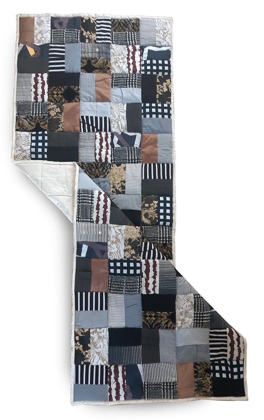 HANDWERKJUFFIE.NL Masterontwerper in memorydekens, troostdeken en herinneringsdeken. Een nieuw leven voor kleding van een overleden dierbare, baby- of kinderkleding.