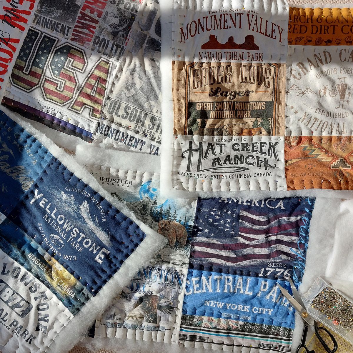 HANDWERKJUFFIE.NL Masterontwerper in memorydekens, troostdeken en herinneringsdeken. Een nieuw leven voor kleding van een overleden dierbare, baby- of kinderkleding.
