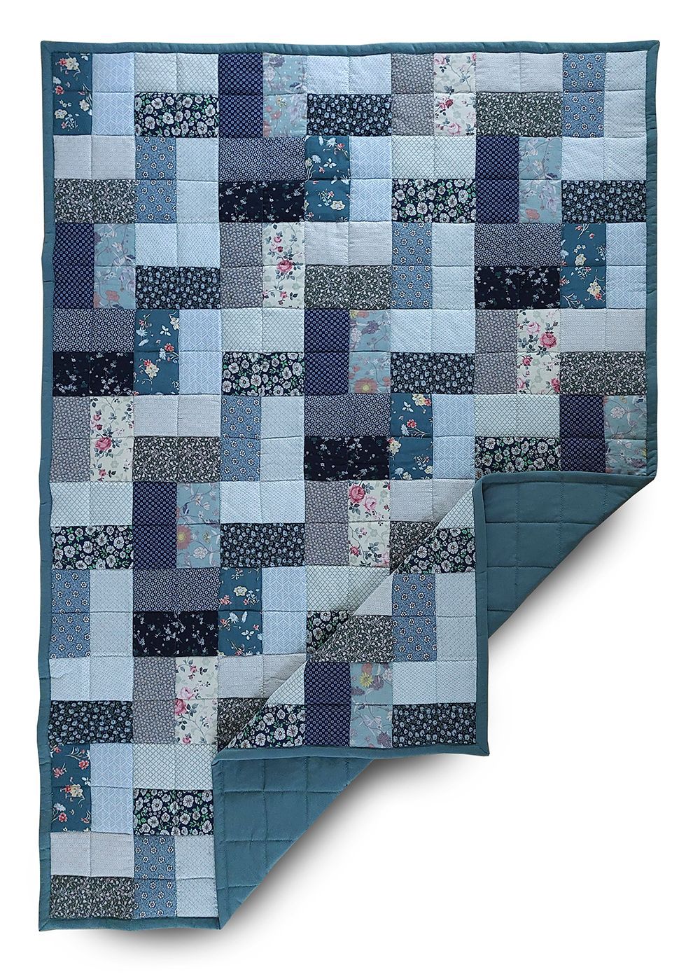 HANDWERKJUFFIE.NL Masterontwerper in memorydekens, troostdeken en herinneringsdeken. Een nieuw leven voor kleding van een overleden dierbare, baby- of kinderkleding.