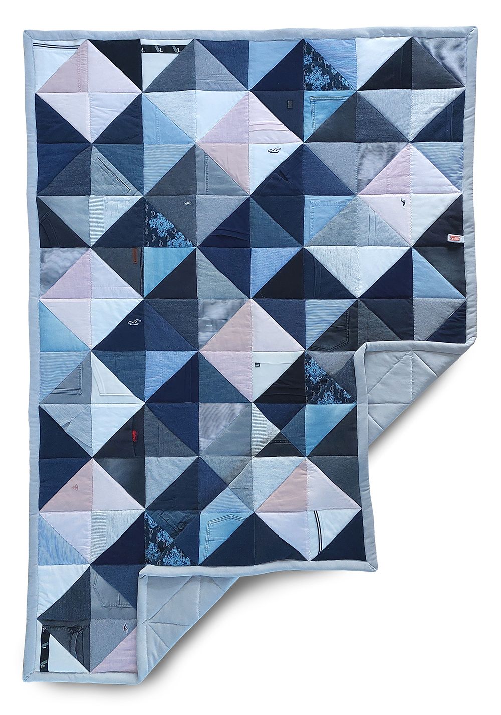 HANDWERKJUFFIE.NL Masterontwerper in memorydekens, troostdeken en herinneringsdeken. Een nieuw leven voor kleding van een overleden dierbare, baby- of kinderkleding.