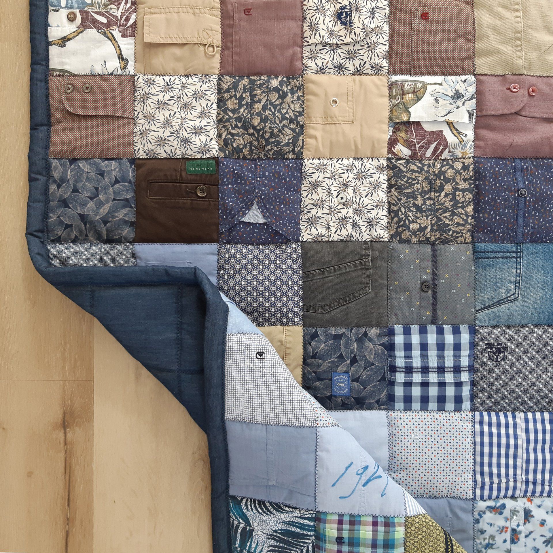 HANDWERKJUFFIE.NL Masterontwerper in memorydekens, troostdeken en herinneringsdeken. Een nieuw leven voor kleding van een overleden dierbare, baby- of kinderkleding.