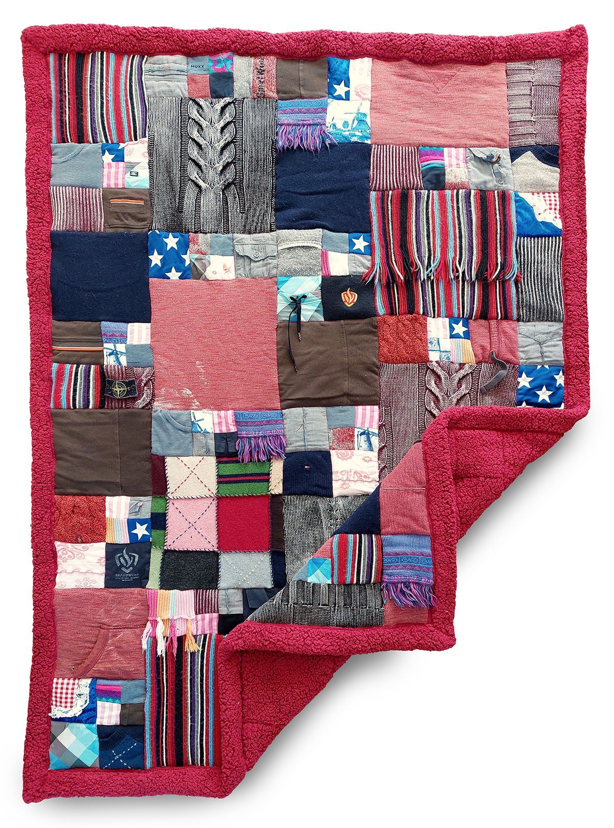 HANDWERKJUFFIE.NL Masterontwerper in memorydekens, troostdeken en herinneringsdeken. Een nieuw leven voor kleding van een overleden dierbare, baby- of kinderkleding.