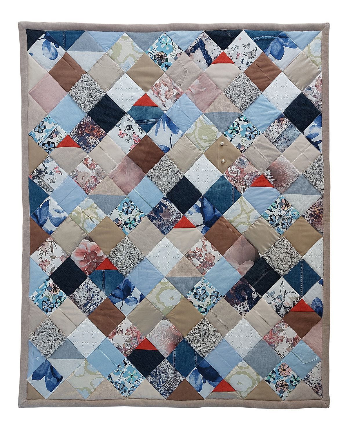 HANDWERKJUFFIE.NL Masterontwerper in memorydekens, troostdeken en herinneringsdeken. Een nieuw leven voor kleding van een overleden dierbare, baby- of kinderkleding.