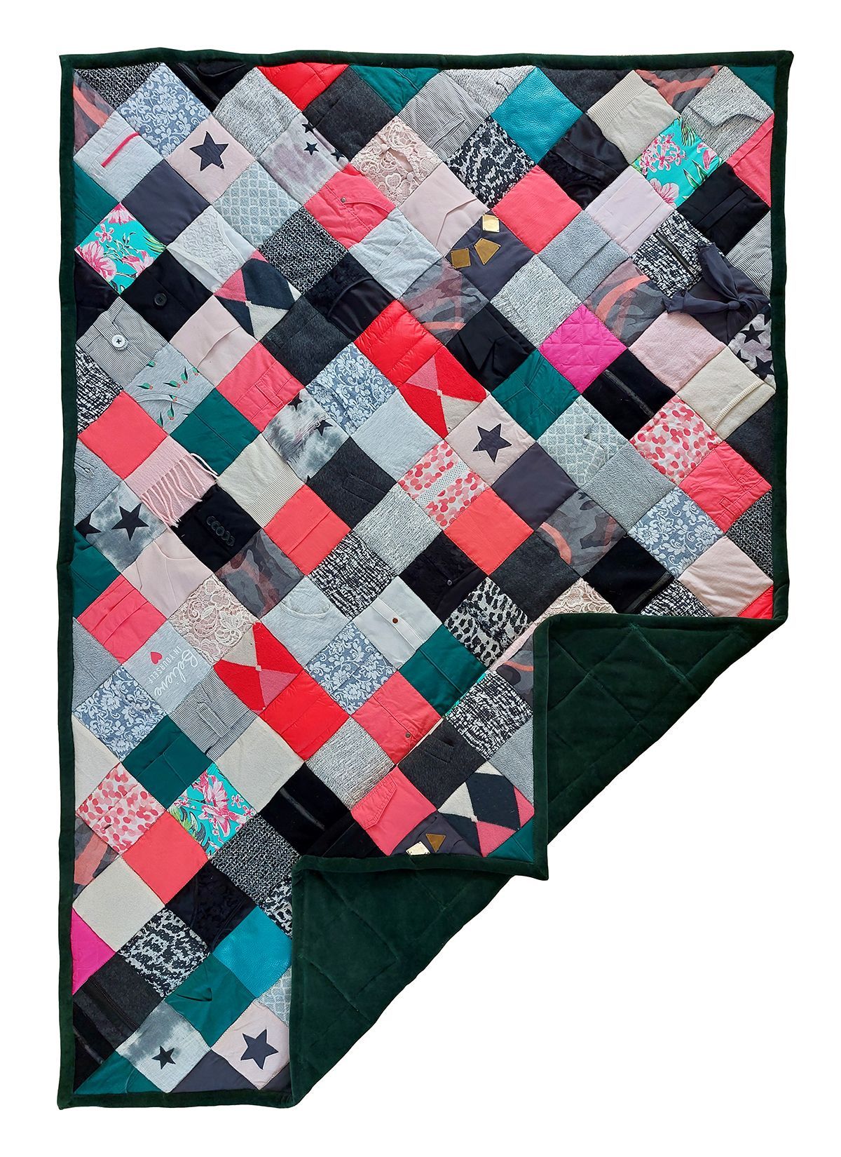 HANDWERKJUFFIE.NL Masterontwerper in memorydekens, troostdeken en herinneringsdeken. Een nieuw leven voor kleding van een overleden dierbare, baby- of kinderkleding.