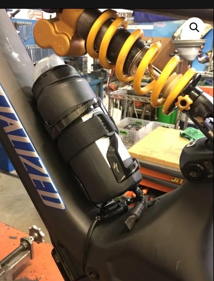 Assistenza eBike, montaggio di extender della batteria, revisione dei motori