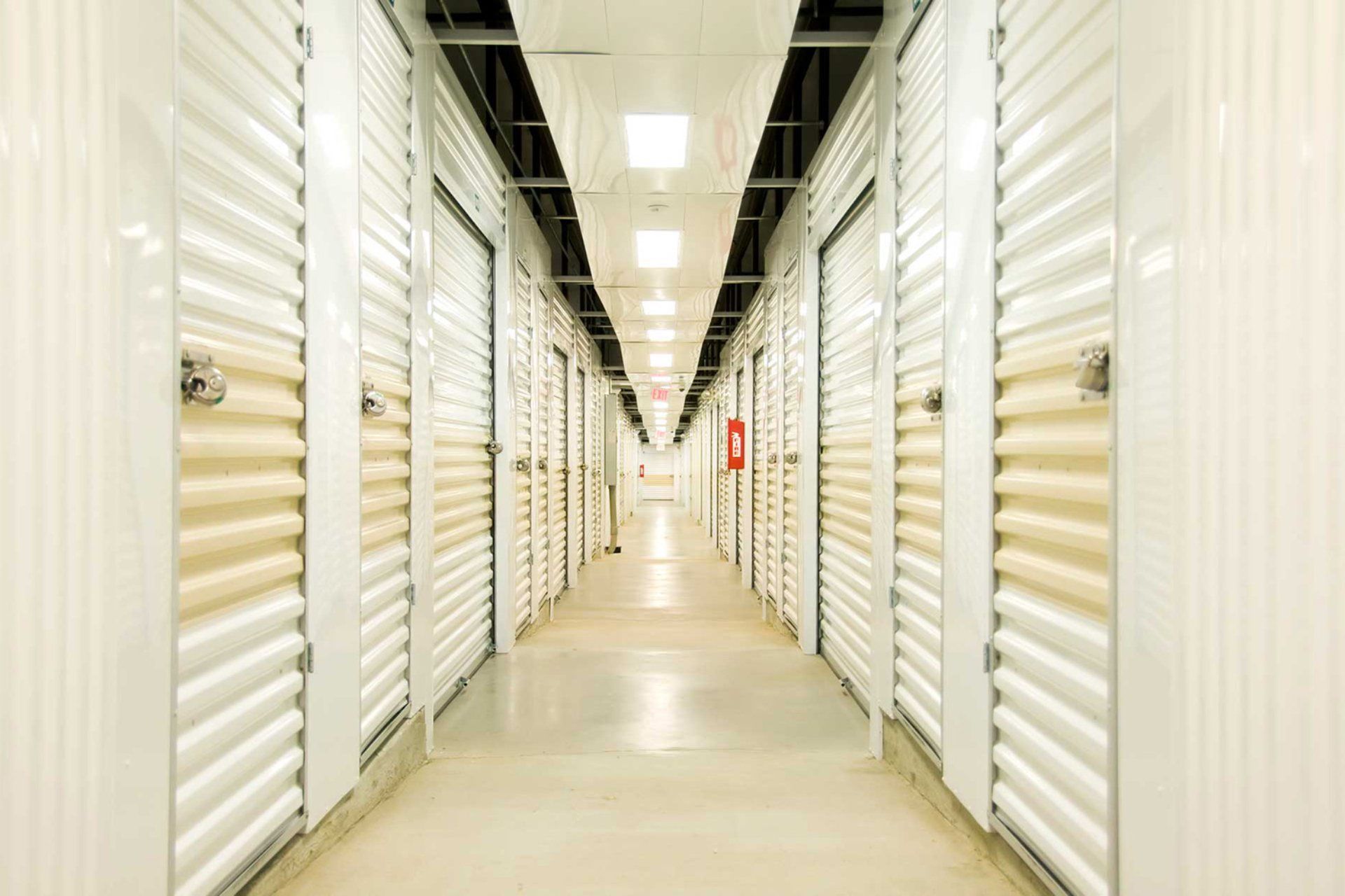 Deposito mobili con custodia e stoccaggio