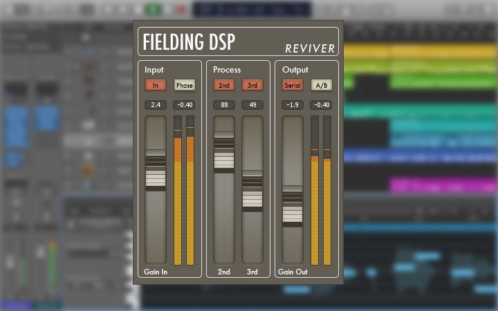 A computer screen shows a fielding dsp program