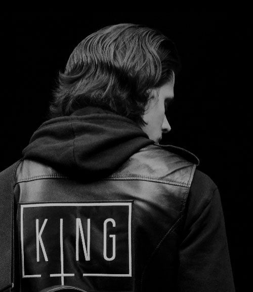 SULLIVAN KING