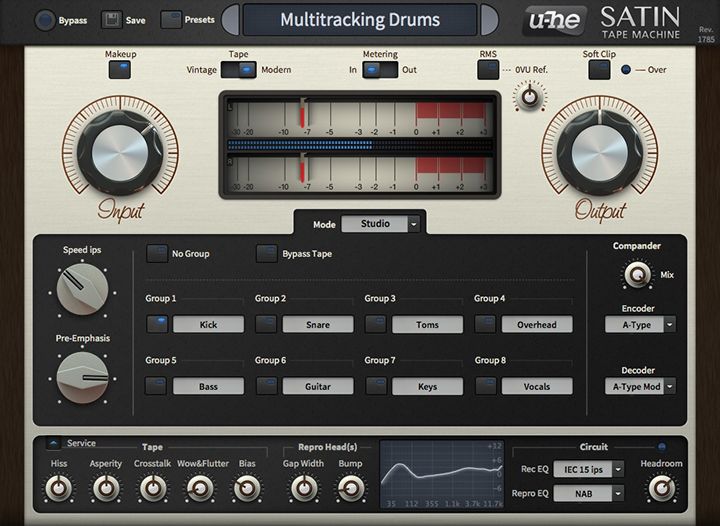 A computer screen shows a program called multitracking drums