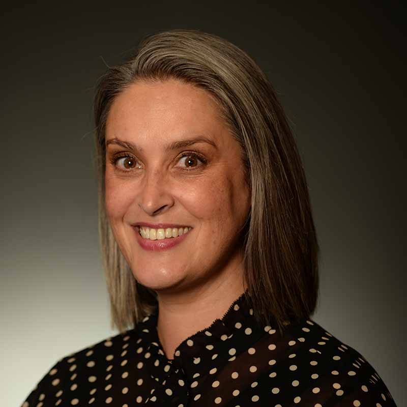 Sarah Benson (Je'91)