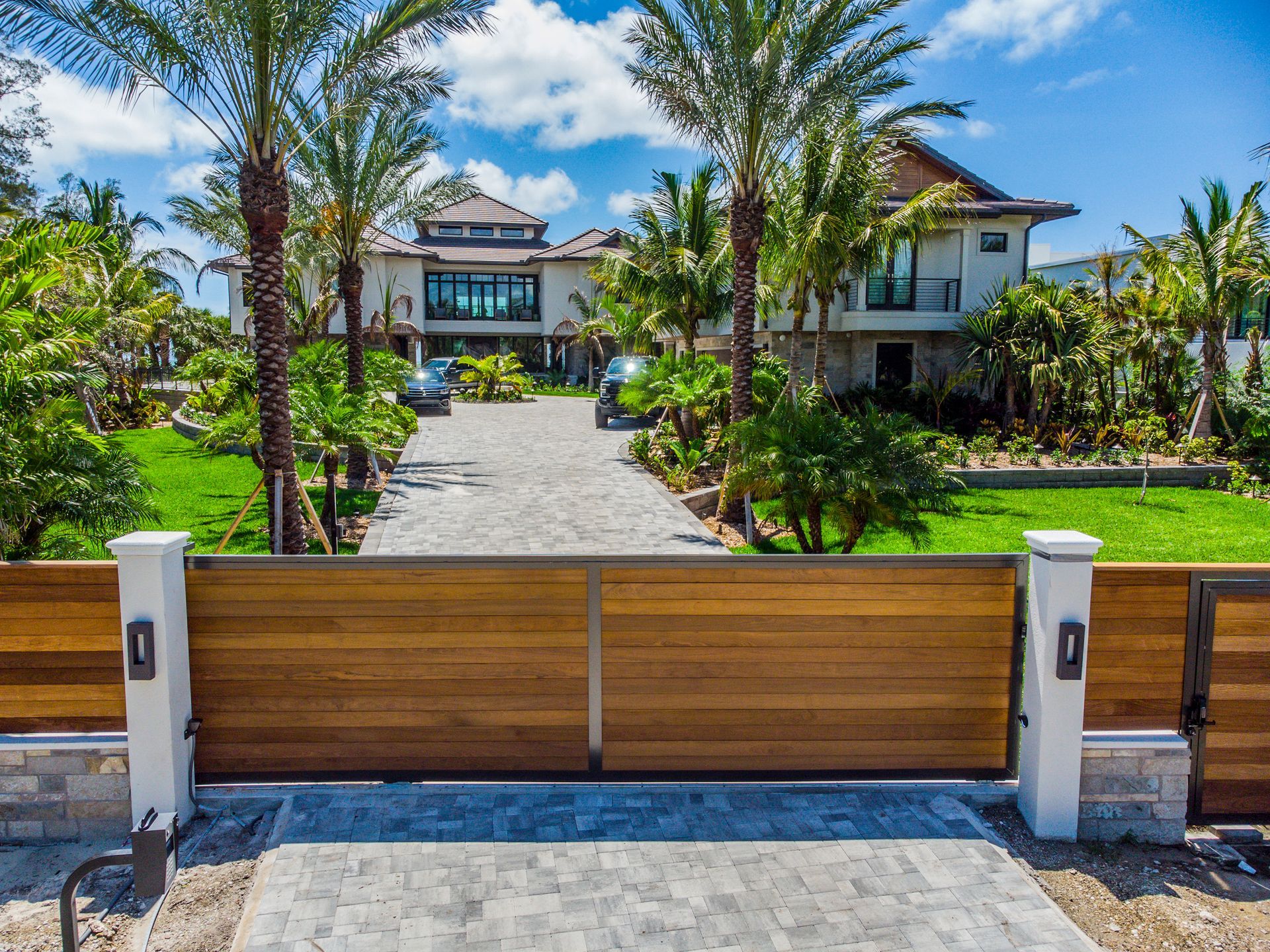 ipe wood driveway gate fence sarasota