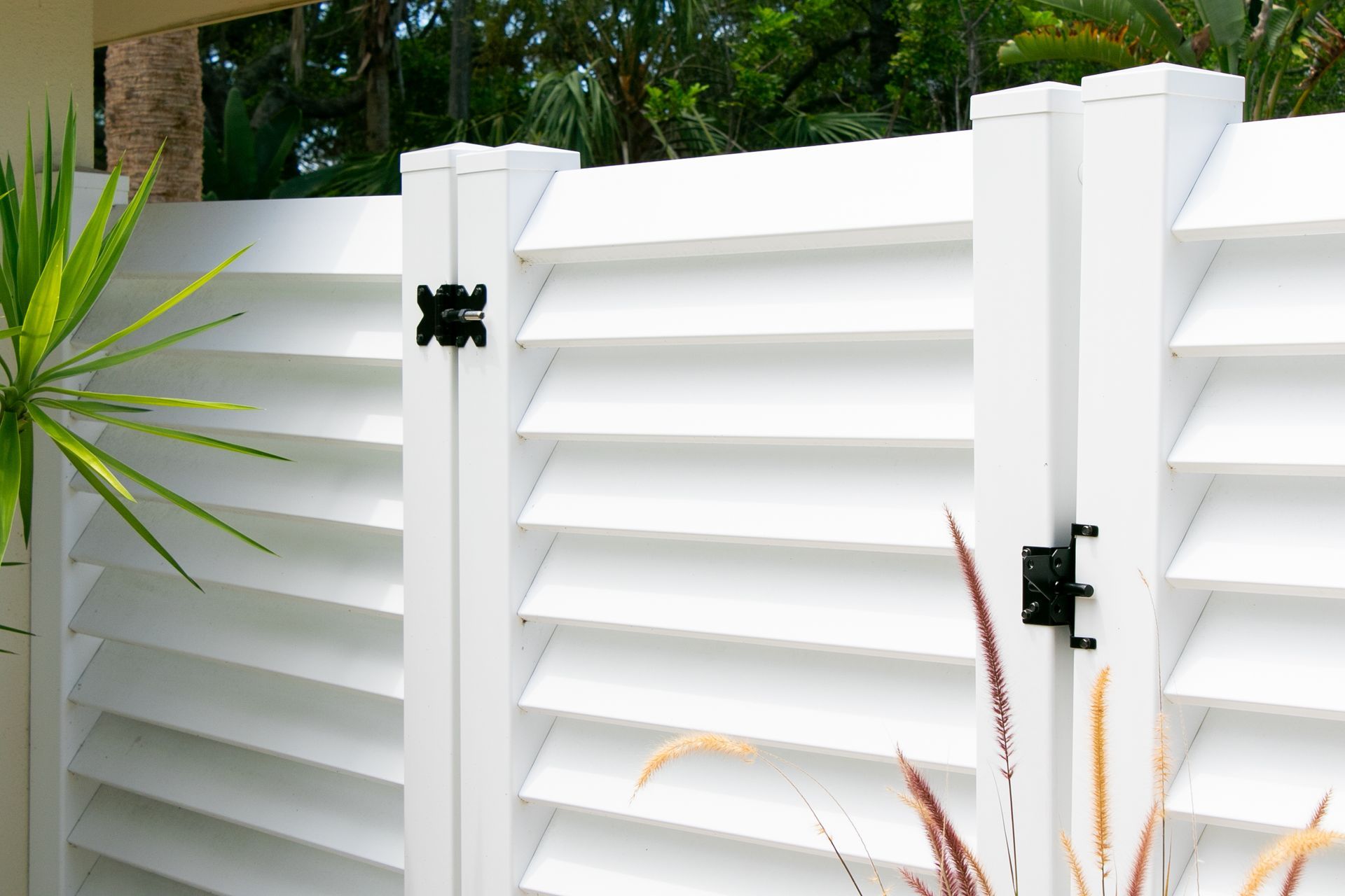 slat vinyl fence sarasota
