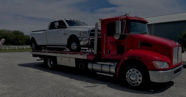 Auto Towing Service - Trace Automotive Inc.