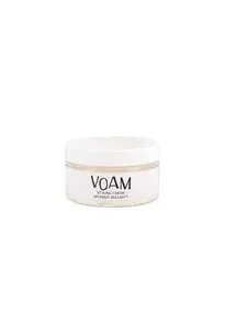 Witte VOAM cosmeticapot met deksel op een effen witte achtergrond.