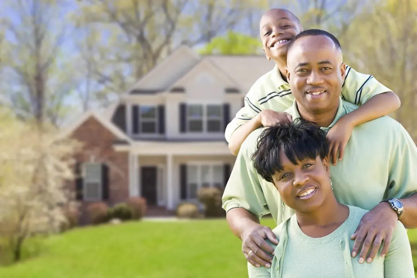 Auto insurance agent from Accredited Insurance Group Inc., in Omaha, NE, providing expert assistance Auto insurance agent from Accredited Insurance Group Inc., in Omaha, NE, providing expert assistance