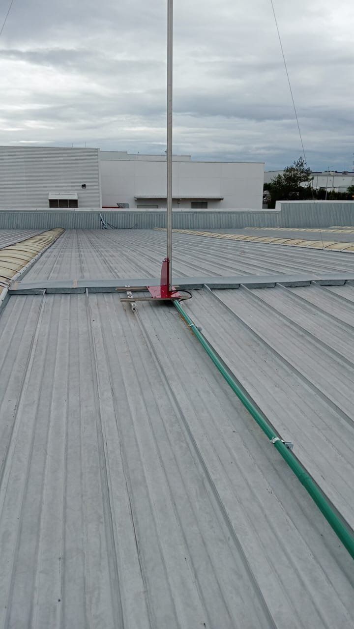 GRUPO INELECC