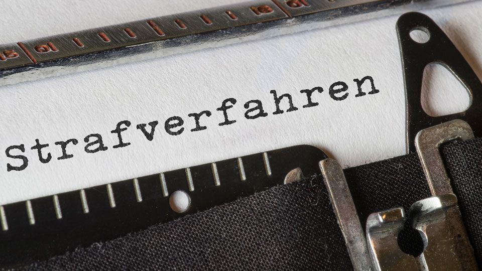 Typischer Ablauf eines Strafverfahrens im Strafrecht Typischer Ablauf eines Strafverfahrens im Strafrecht