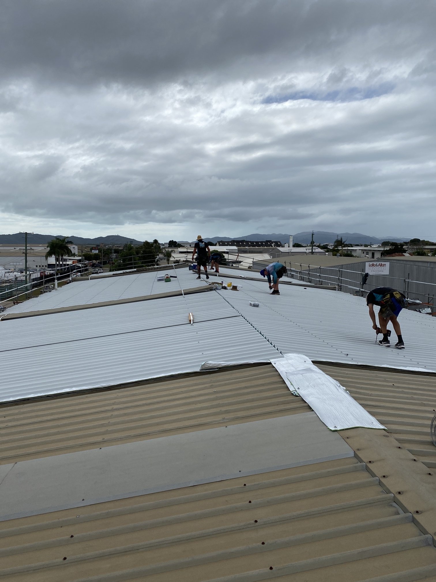 Roofing Townsville 🏠 Free Quotes Top to Bottom Plumbing